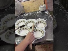 أدوات مائدة من الميلامين