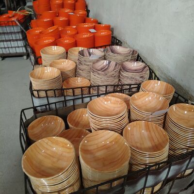 أطقم عشاء من الميلامين مقاومة للخدش وغير سامة وقابلة للتخصيص للفنادق والمطاعم